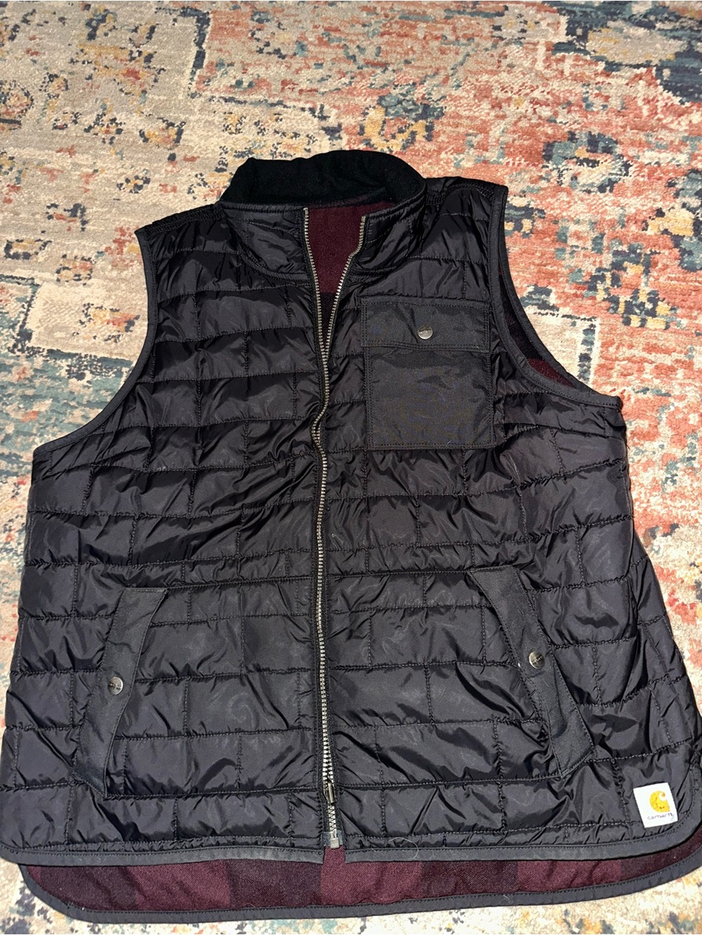 Carhartt Black Quilted Vest with Burgundy Lining Reversible, size XL - Picture 4 of 8